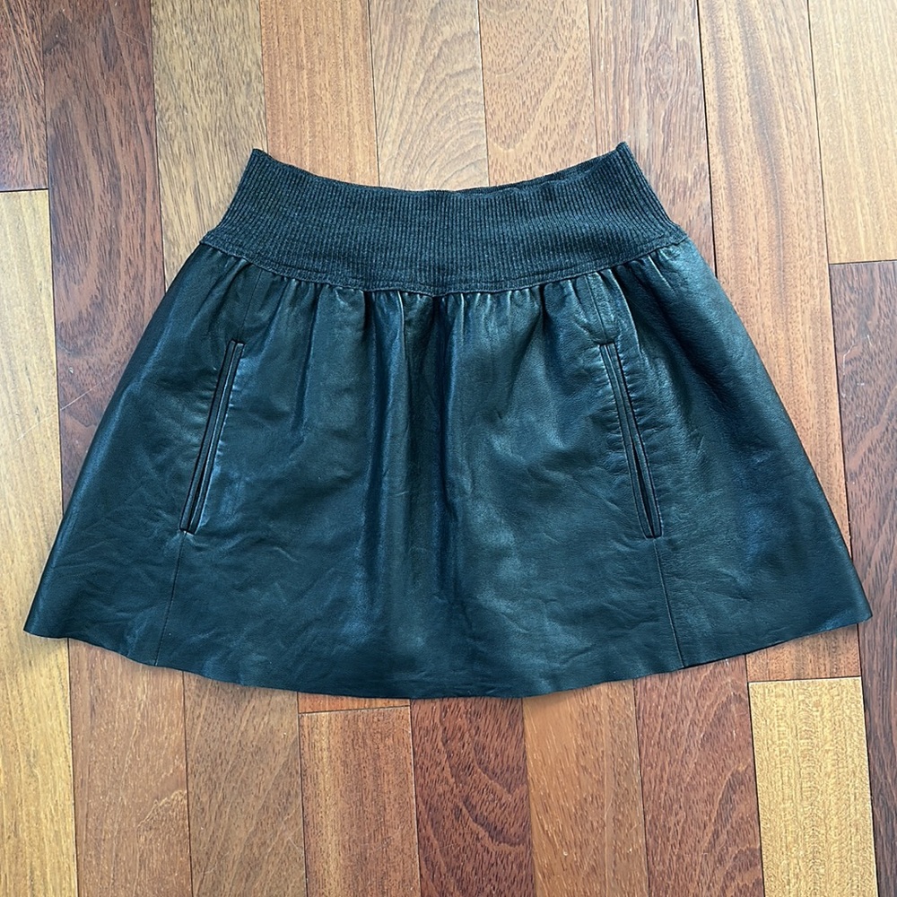 Theory Blisa Lamb Leather Black mini skirt